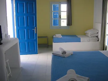 Gaia 3* Perissa (Santorini)