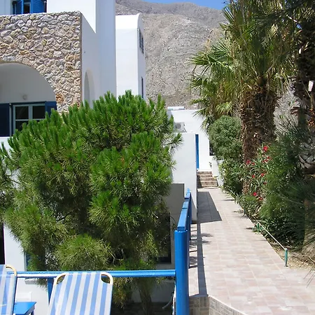 Gaia Hotel Perissa (Santorini)
